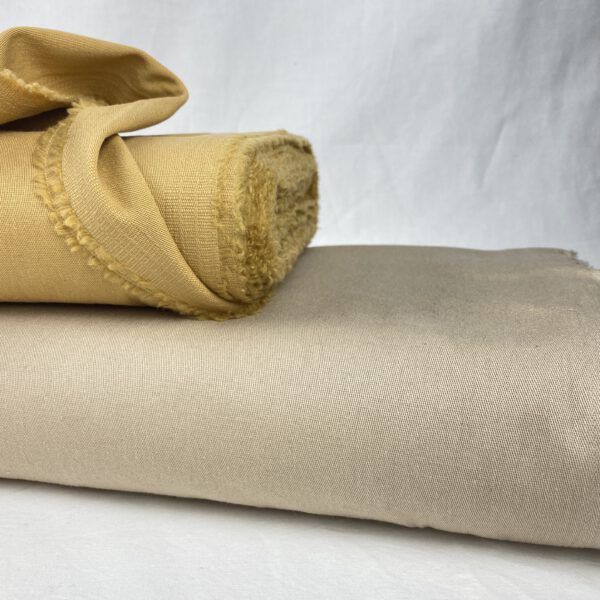 4-228M MIRABLAU DESIGN Stoffverkauf Baumwolle Popeline mit Druck in gold glänzend auf dunkelblauem Grund 0,5m 