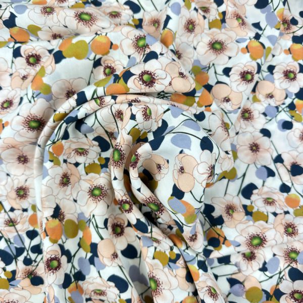 Viscose Digital Flowers Ecru – Bild 3