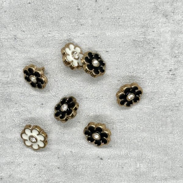Blümchenknopf Gold – Bild 5