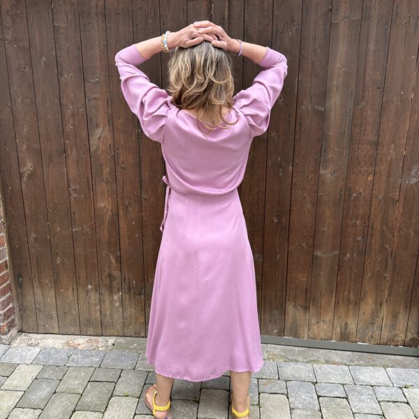 Wickelkleid Flieder Tencel – Bild 4