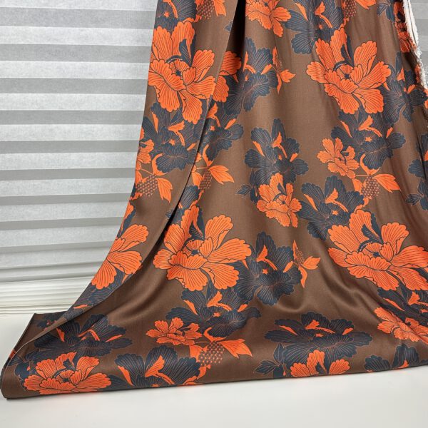 Viscose Silky Satin Japanese Flower – Bild 3