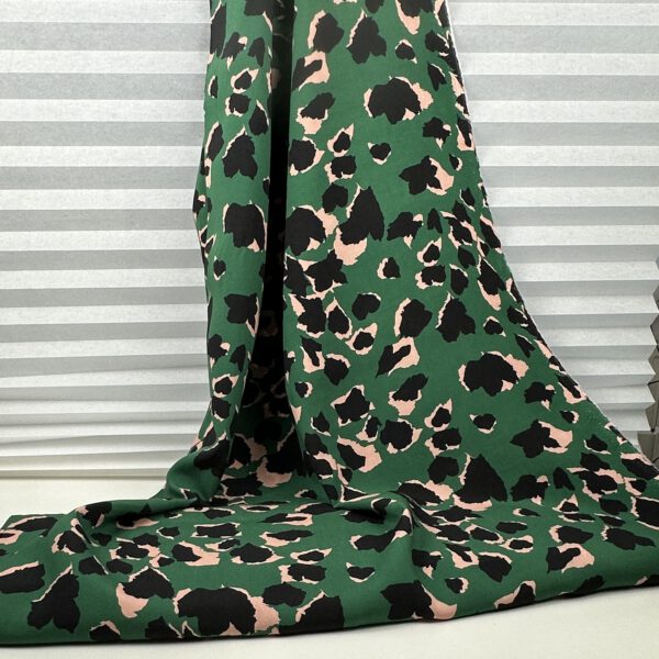 Viscose Leo grün – Bild 4