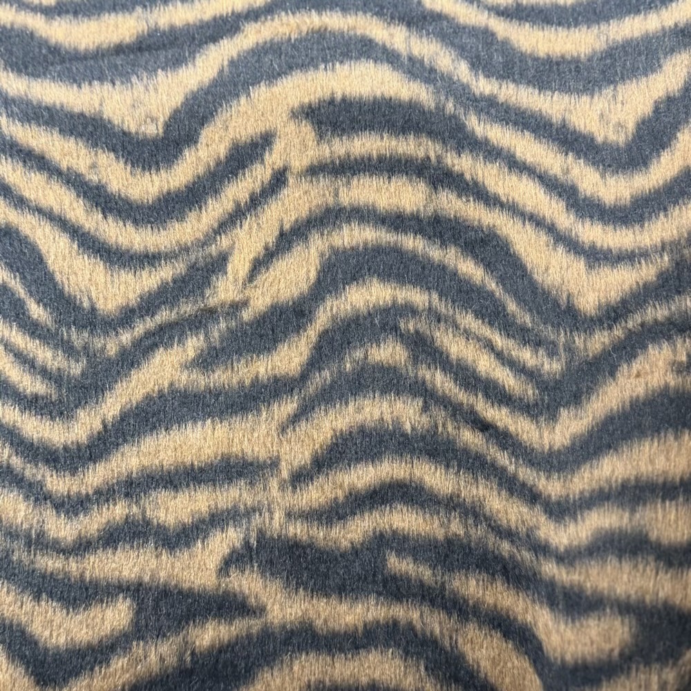 Zebra Wollmischstoff – kuschelig, haarig & extravagant – Bild 4